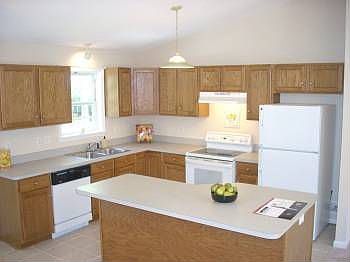 5th image of 220 Dove Ct