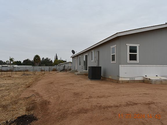 3rd image of 20222 Jefferson Ave