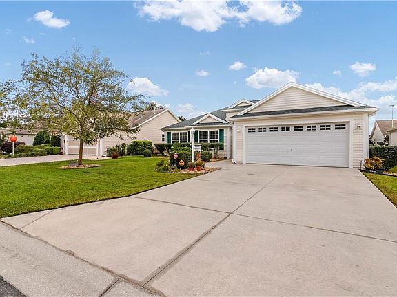 2nd image of 1404 Gayle Mill Dr