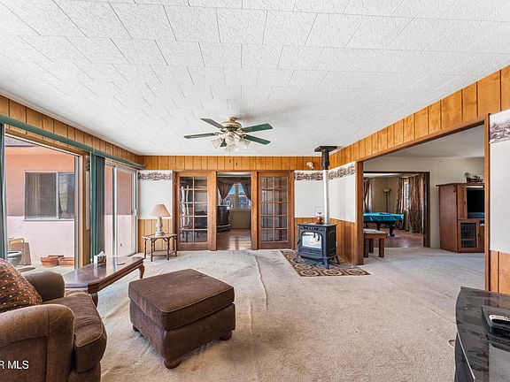 4th image of 18123 Avenue A