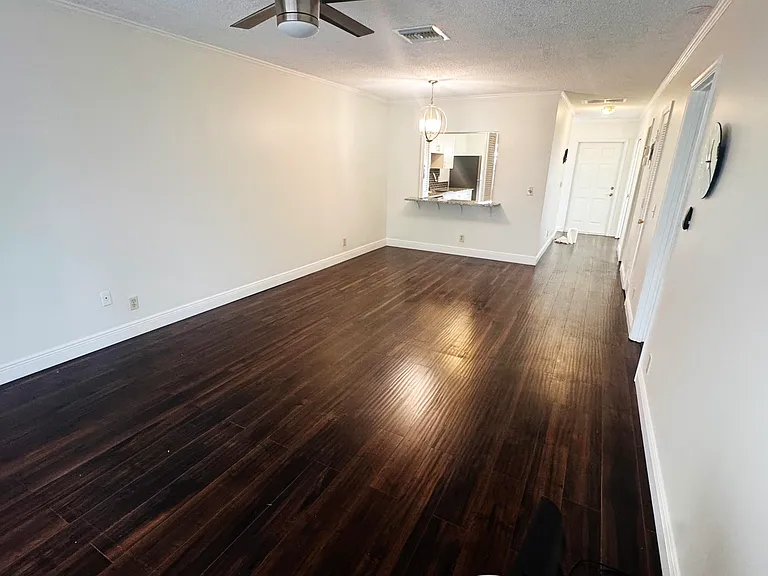 1120 Lemon Tree Ter #73-C — Photo 24