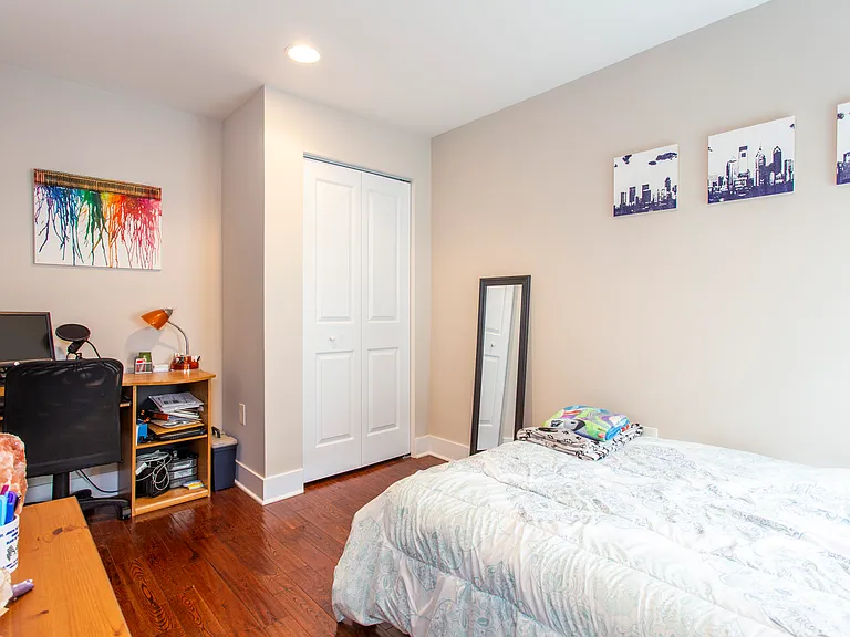 1711 Latona St — Photo 16