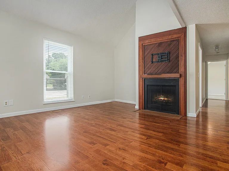 3490 Scots Pine Way — Photo 6
