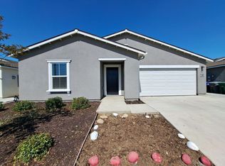 1580 Concord Ave, Madera, CA 93637