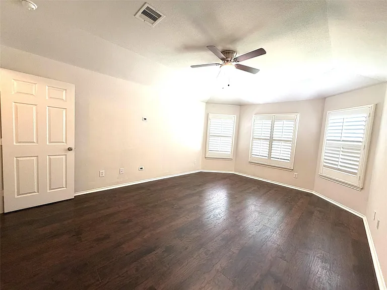 1707 Magnolia Lk — Photo 19