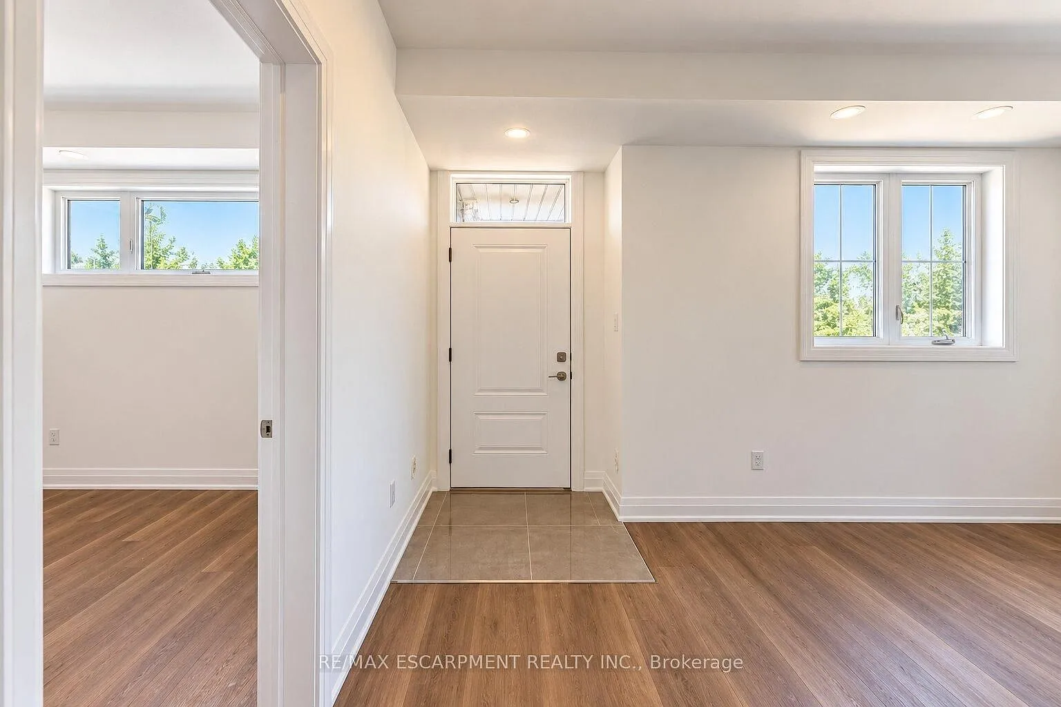 2 bed, $2,850 — Photo 1