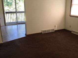 9200 W 83rd Ter, Overland Park, KS 66212