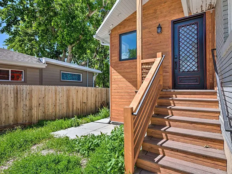 2324 S Green St #U3 — Photo 3