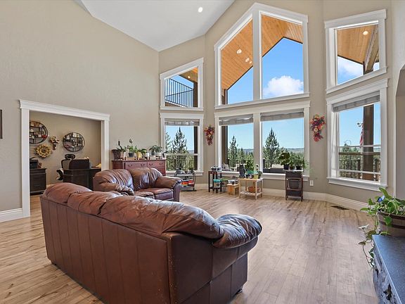 5th image of 6272 Stoney Peak Way