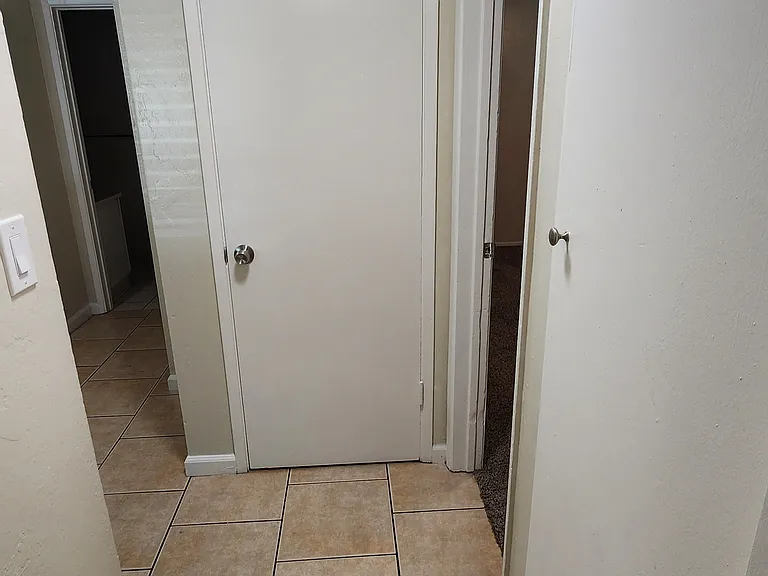 599 S 10th St #22 — Photo 12