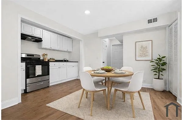 Building Photo - 21 Willoughby St #B9