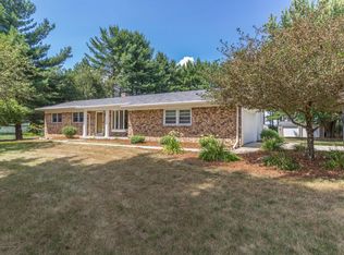 9550 Looking Glass Brook Dr, Grand Ledge, MI 48837