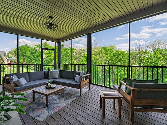 2nd image of 140 Seneca Trl