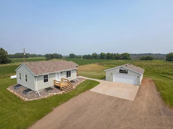 1236 Legend St, Mora, MN 55051