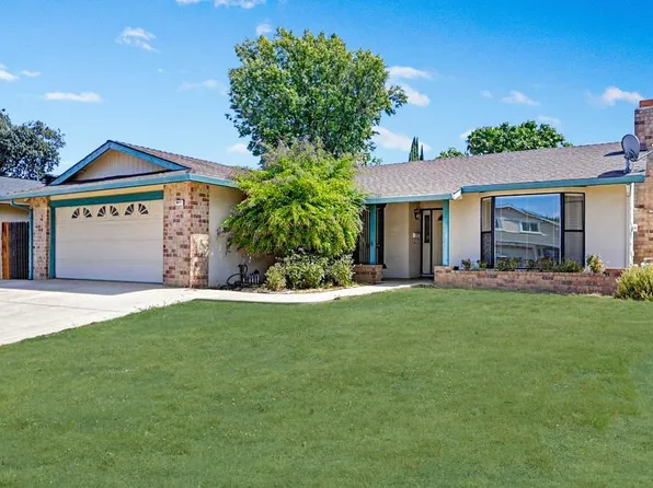 2617 Stonehaven Dr, Sacramento, CA 95827