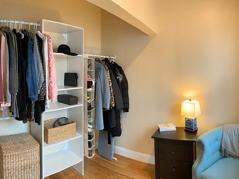 233 Chelsea St #2 — Photo 16