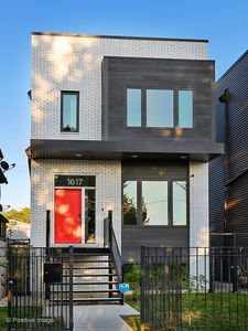 1617 N Albany Ave, Chicago, IL, 60647
