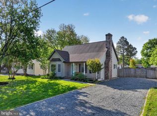 1848 Harbor Dr, Chester, MD 21619