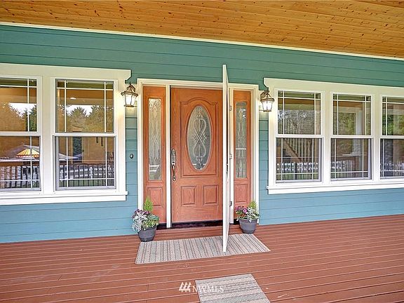 3rd image of 29414 40th Ave NW