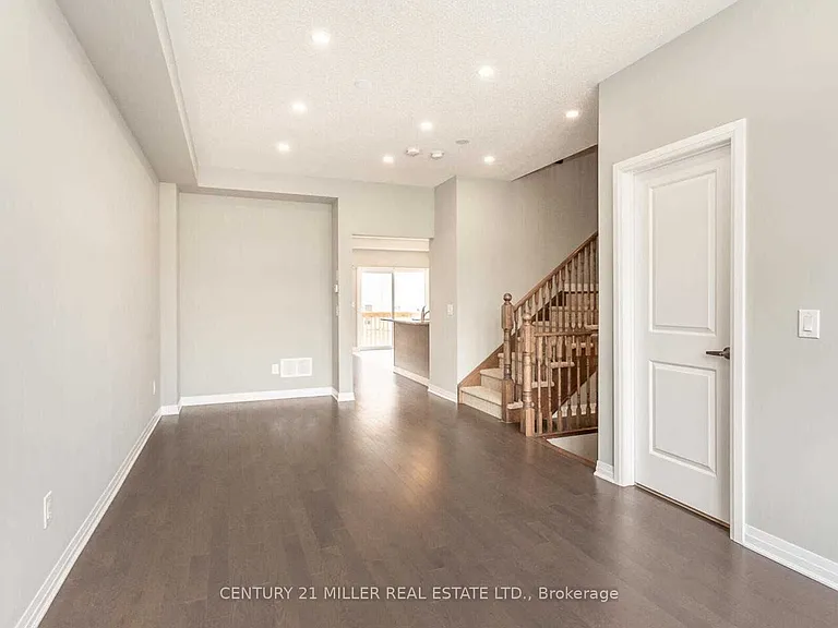 4074 Canby St — Photo 4