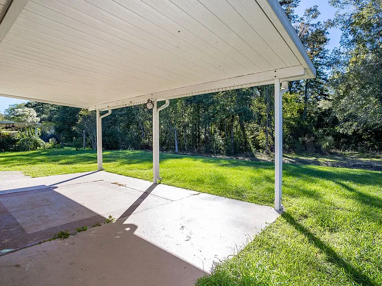 10022 Petersburg Dr — Photo 25