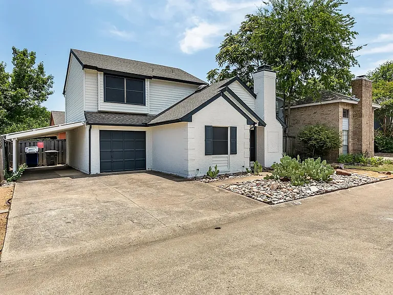 1531 McCoy St — Photo 1
