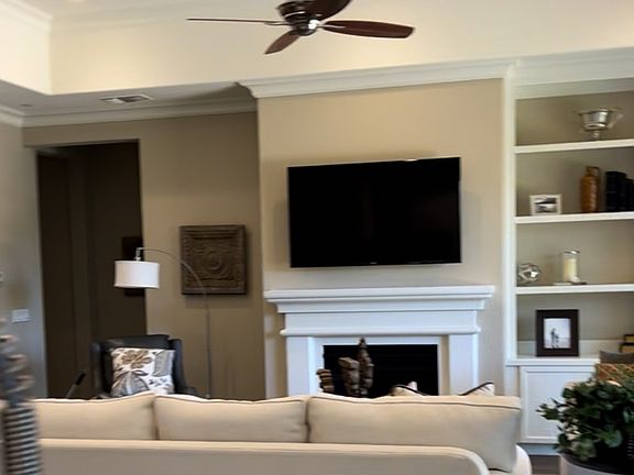 3rd image of 3565 Amanecer Ave