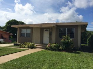 1265 W 32nd St, Riviera Beach, FL 33404