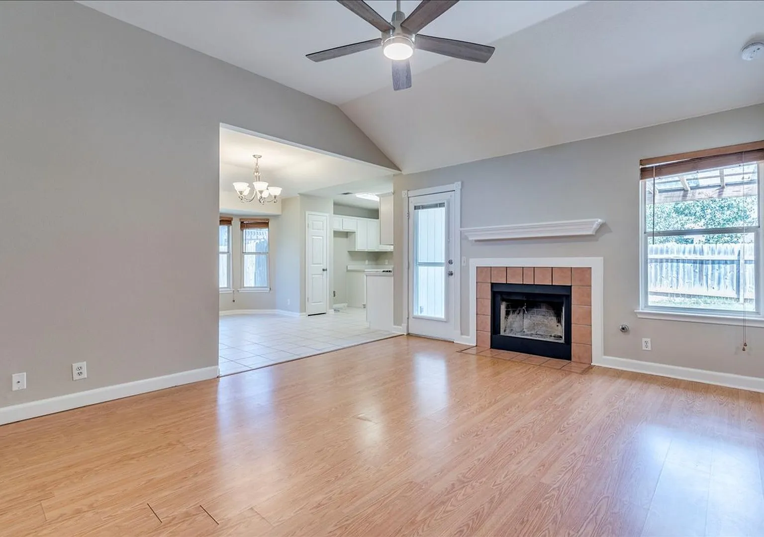 Charming 3-bedroom, 2-bath brick home in Historic Georgetown — Photo 1