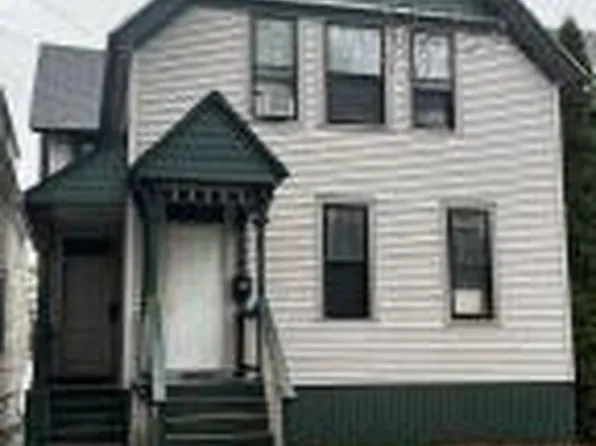 2515 N Bartlett Ave, Milwaukee, WI 53211
