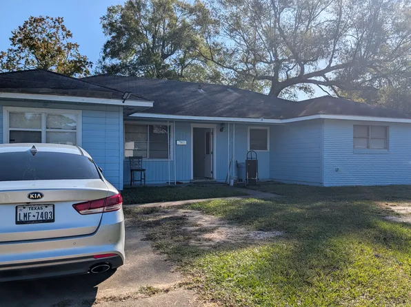 4910 Wales Dr, Beaumont, TX 77708