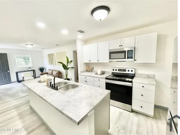 7381 Fernandina Ave, Jacksonville, FL 32208
