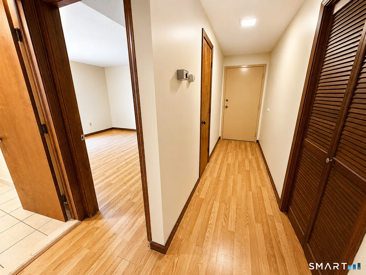 2 bed, 1.0 bath, 11416 sqft, $1,600 — Photo 4