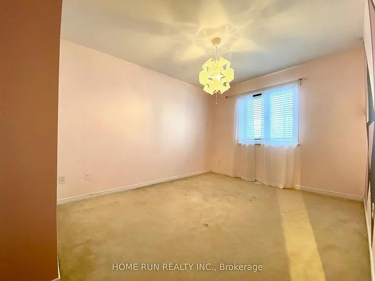 244 Eye Bright Cres — Photo 12
