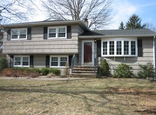 9 Highland Ave, Succasunna, NJ 07876