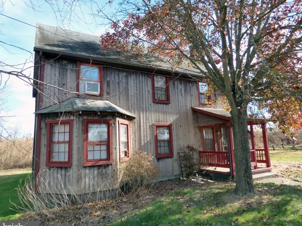 212 Sharptown Auburn Rd, Pilesgrove, NJ 08098