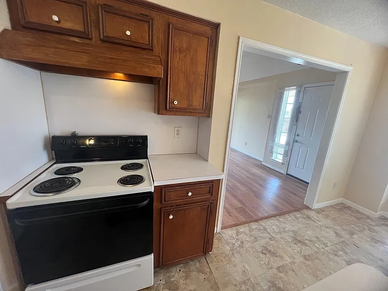 11514 Nobility Dr #C — Photo 10