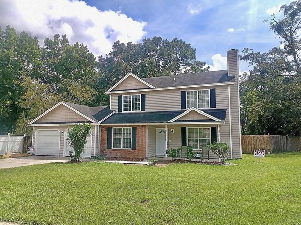 541 Serenade Cir E