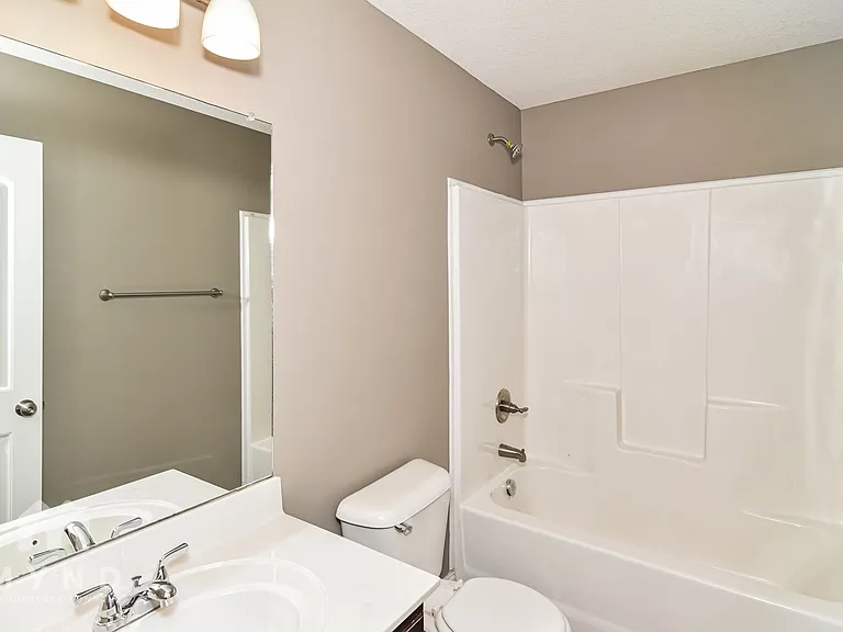 619 Woodhaven Dr — Photo 16