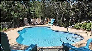 Private pool
