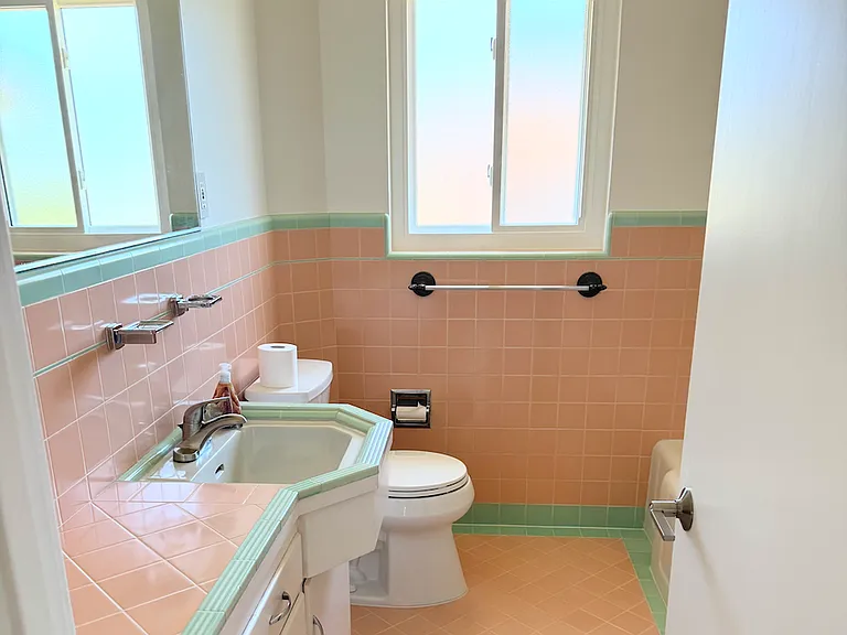 209 Malcolm Ave — Photo 6
