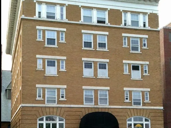 17 Wendell Avenue Ext APT 3B, Pittsfield, MA 01201