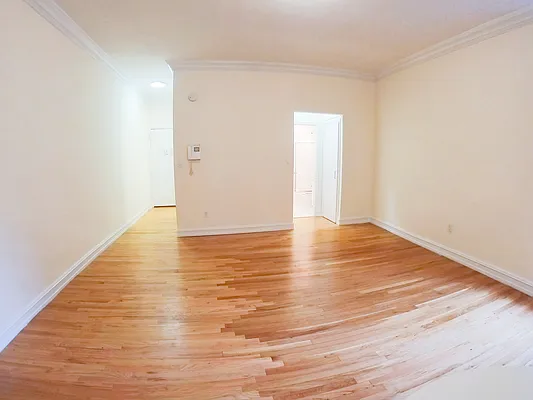 Rented by Urban Real Estate Inc | media 4