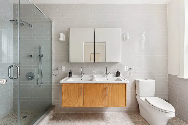 Sold by Compass | media 9