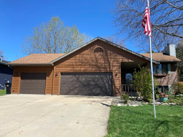 938 Byron Ave N, Byron, MN 55920