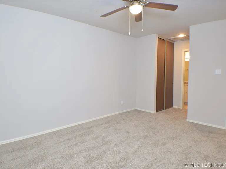 4711 S Fulton Pl — Photo 12