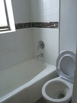 Rented by Bruma Realty LLC | media 15