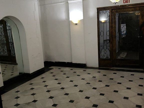 2nd image of 220 Cabrini Blvd APT 6D