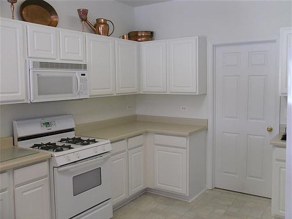4th image of 1186 Mount Vernon Dr