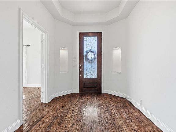4th image of 5800 New Ballinger Dr